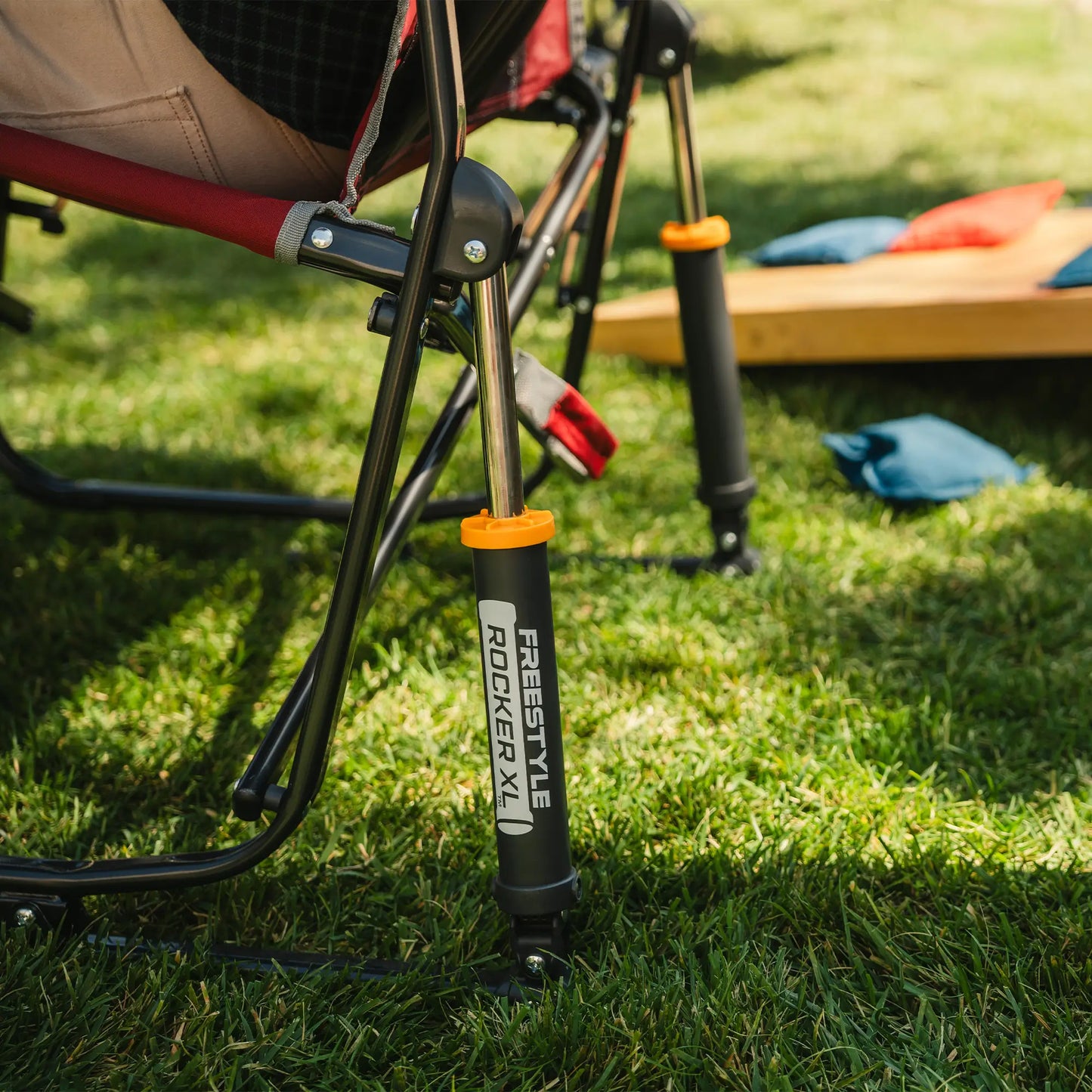Freestyle Rocker XL™ with Side Table - Trail Station